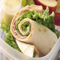 Turkey Tortilla Roll-Ups with Dip_image