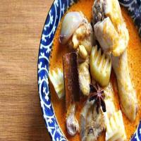 Chicken Massaman Curry (Kaeng Matsaman Kai) Recipe_image