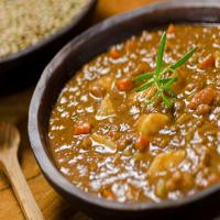 Hearty Lentil and Veggie Soup_image