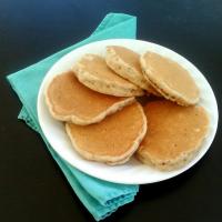 Oatmeal Cinnamon Pancakes image