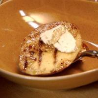 Grilled Mangoes with Blue Cheese and Honey_image