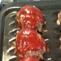 Little Cheddar Meatloaves_image