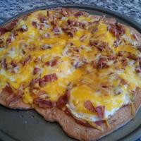 Breakfast Bacon and Sausage Pizza_image