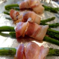 BONNIE'S ASPARAGUS WRAPPED WITH PROSCIUTTO_image