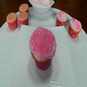 Skinny in Pink Cupcakes image