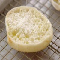 Garlic Butter English Muffins_image