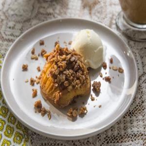 Baked Hasselback Apples with Ice Cream_image