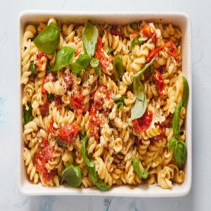 One-Pan Feta Pasta With Cherry Tomatoes_image