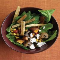 Arugula Salad with Roasted Sweet Potatoes and Mushrooms_image
