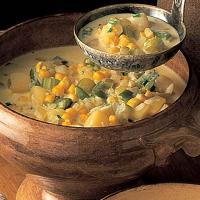 Corn chowder with garlic croûtons image