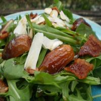 Arugula Salad With Bacon, Dates, Almonds and Parmesan_image
