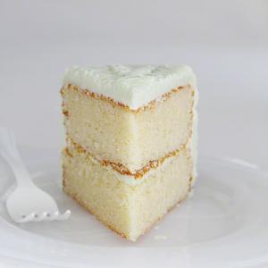 Fluffy Vanilla Cake with Whipped Vanilla Bean Frosting Recipe - (4.1/5) image