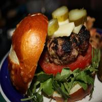Stuffed Bacon-Cheddar BBQ Burger_image
