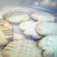 Crisp Peanut Butter Cookies_image