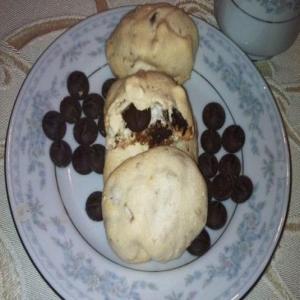 Toasted Coconut Chocolate chip Meringue cookies_image
