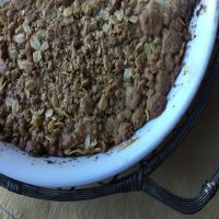Apple Crumble with Halva Topping_image