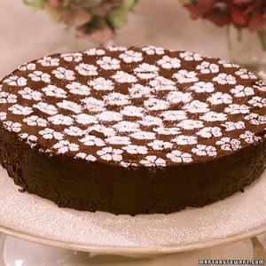 Doris's Velvet Chocolate Cake_image