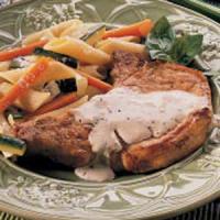 Pork Chops with Herbed Cream Sauce_image