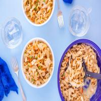 One Pot Cheesy Chicken and Noodles_image