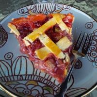 Easy Strawberry Rhubarb Pie image