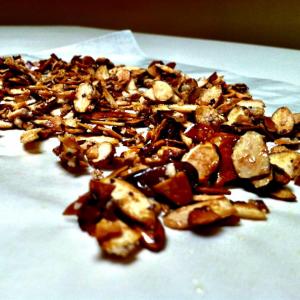 Sugared Toasted Almond Salad Topping_image