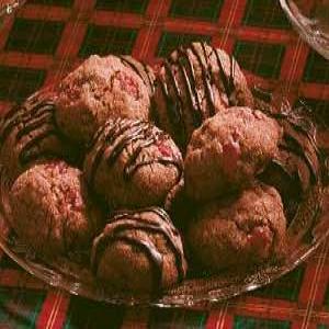 Mocha Cherry Cookies Recipe_image