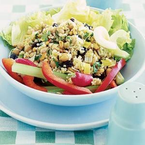 Crunchy chickpea salad image