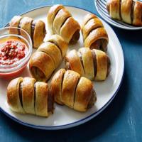 Italian Sausage-and-Pepper Pigs in Blankets image