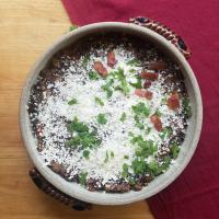 Em's Sweet & Spicy Black Beans with Bacon_image