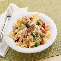 Chicken & Pasta Toss with Sun-Dried Tomatoes image