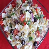 Farfalle of Arete (Greek Pasta Salad)_image