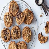 Flourless Oatmeal Chocolate-Chunk Cookies_image