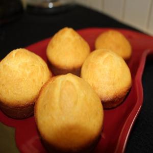 Simple Cornbread Muffins_image
