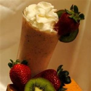 Strawberry Kiwi Milkshakes_image