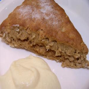 Gingerbread Scones with Lemon Breakfast Cream image