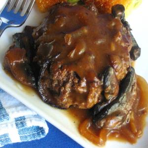 Salisbury Steak With Mushroom Sauce_image