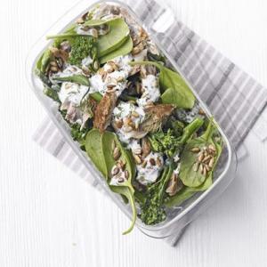 Super-green mackerel salad image
