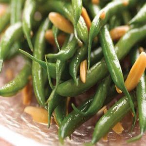 Green Beans With Honey and Almonds_image