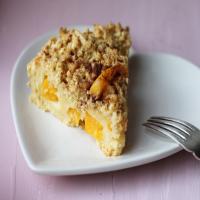 Peach Custard Pie With Streusel Topping_image