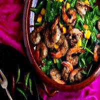 Grilled Shrimp With Wilted Spinach and Peaches_image