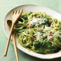Fettuccine with Parsley Pesto and Walnuts_image