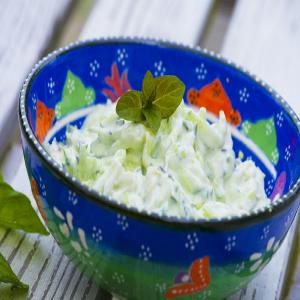 Polish Cucumbers in Sour Cream Mizeria Recipe_image