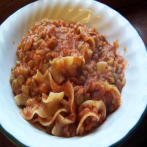 Koshari - Lentils and Rice With Tomato Sauce image