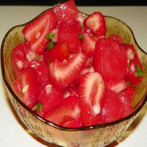 Watermelon, Strawberry and Chile Salad_image