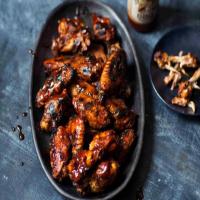 Smoky Rubbed Chicken Wings with Honey, Bourbon, and Molasses Sauce_image