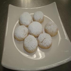 Russian Tea Cakes (Mexican Wedding Cookies)_image
