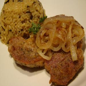 Butter-Browned Pork Tenderloin and Onions_image