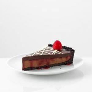 Winter Berry Chocolate Tart_image