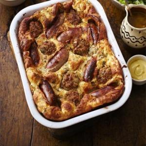 Sausage & stuffing toad-in-the-hole with onion gravy_image