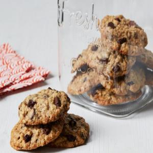 Oatmeal Cookies with Chocolate Chunks and Raisins image